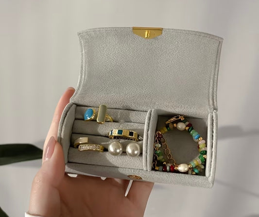 Finesse Jewelry Case