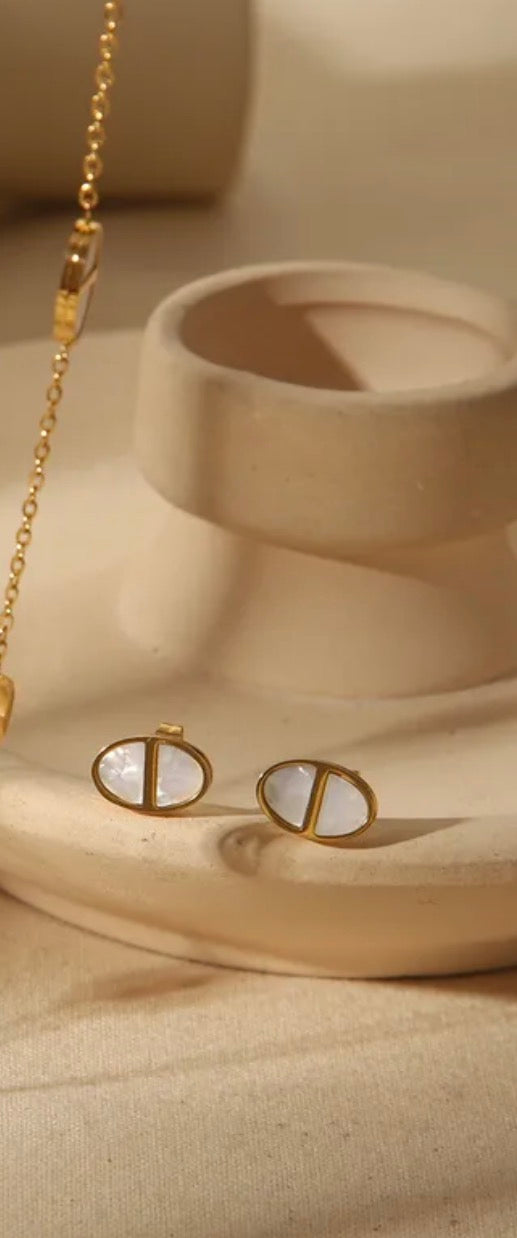 Aurora Oval Earrings