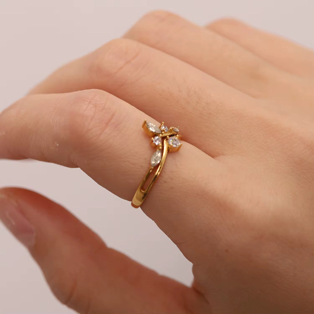 Flora Glow Ring