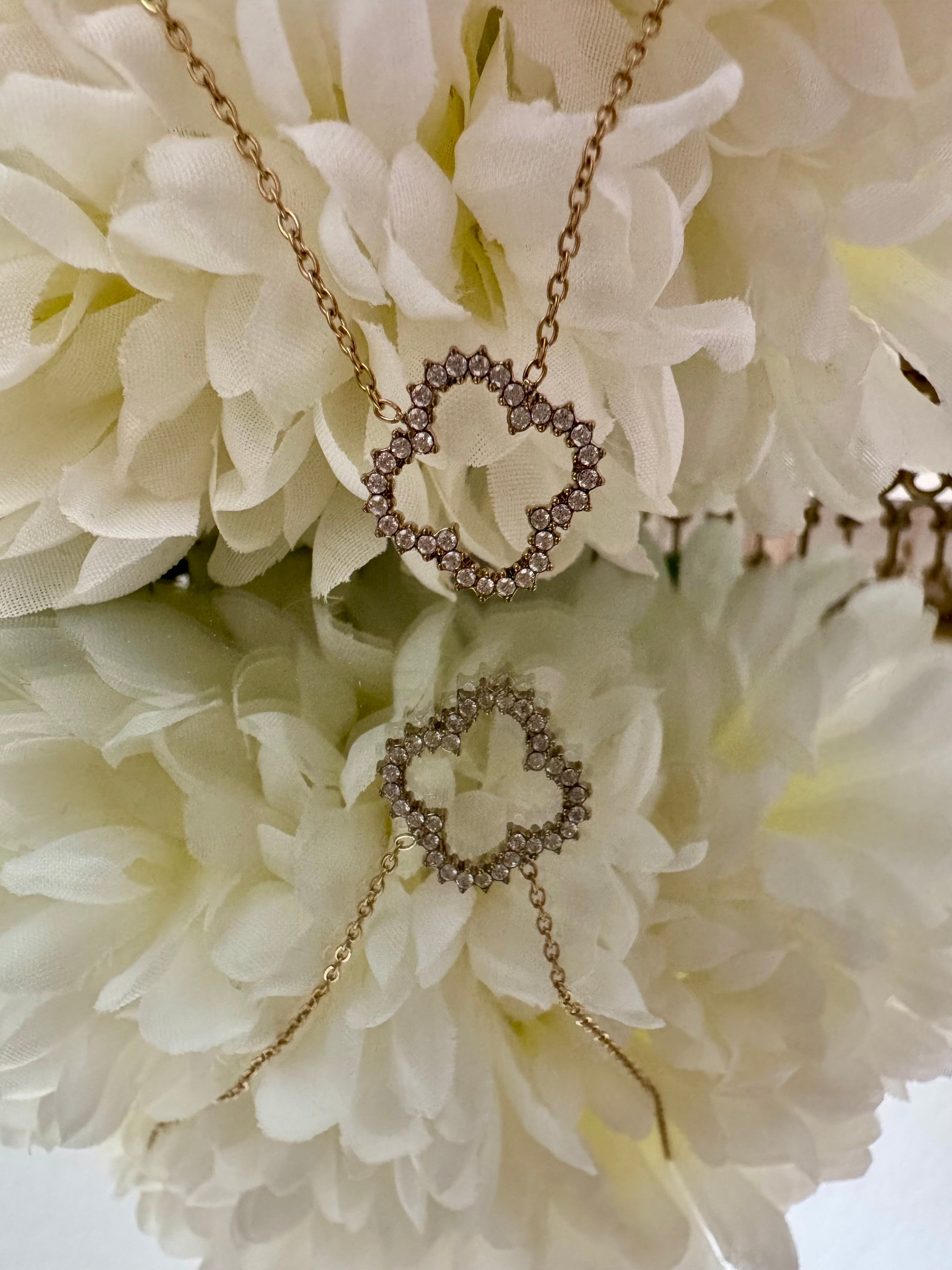Collier Clara