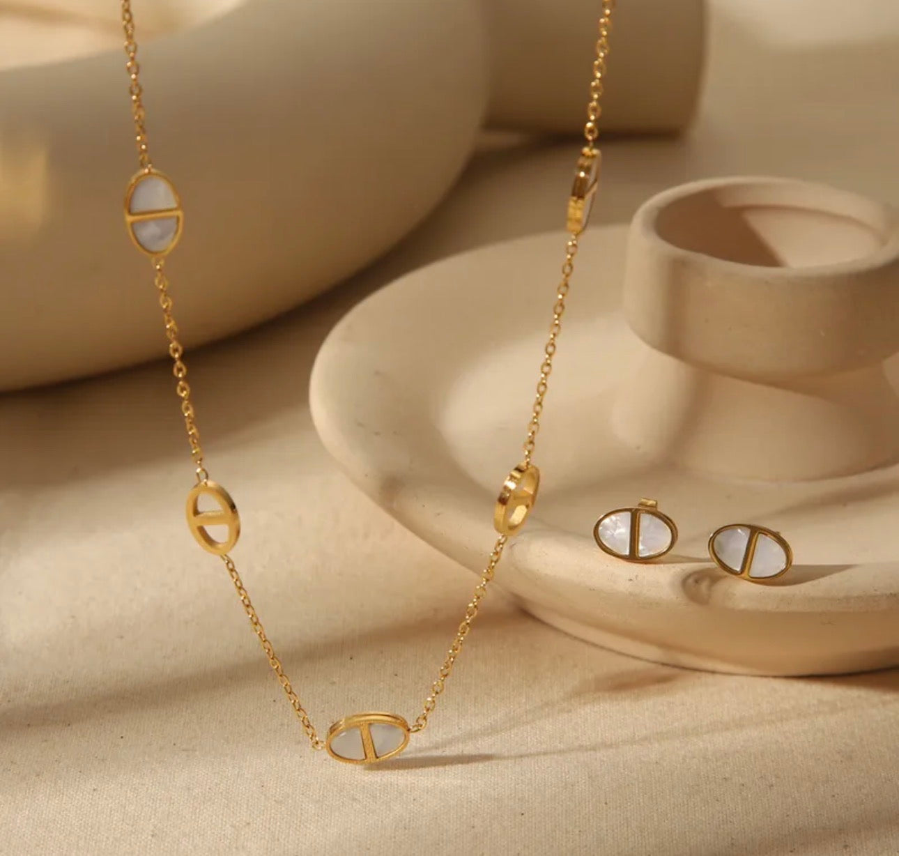 Aurora Oval Earrings