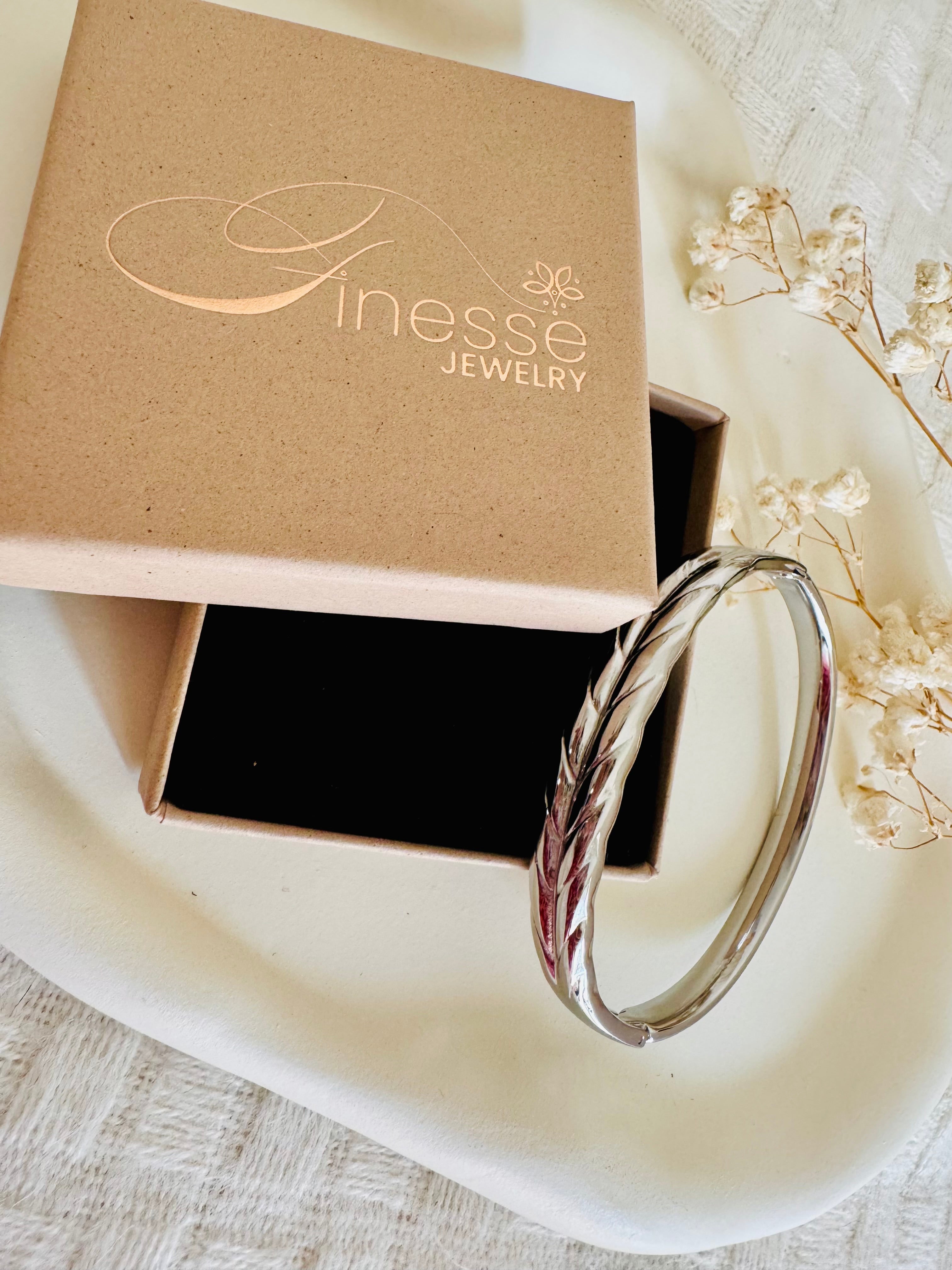 Aelia Leaf Bangle