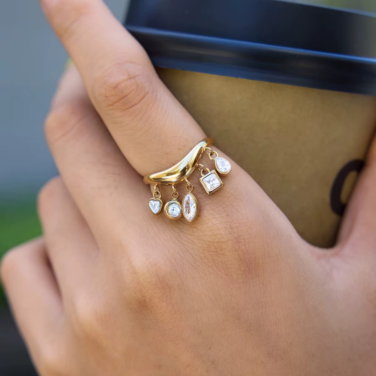 Avelina Ring