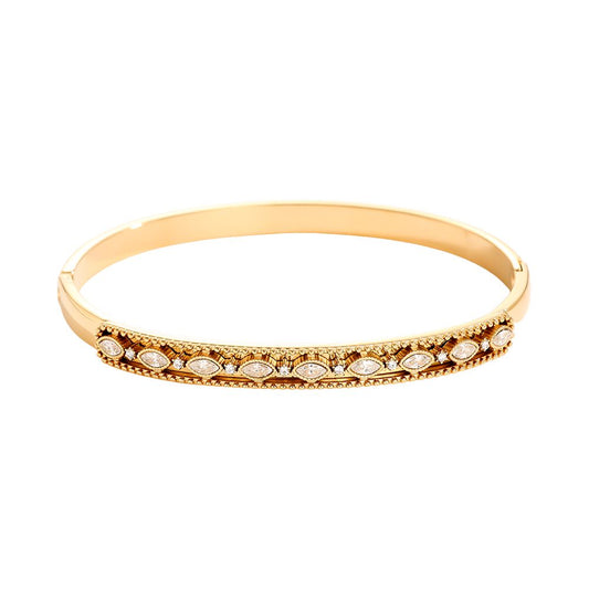 Eleganter Armreif in Gold schlicht und modern