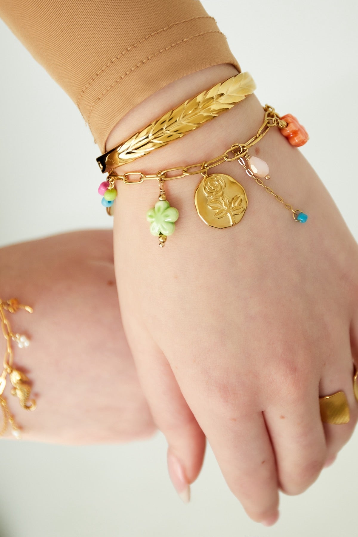 Aelia Leaf Bangle