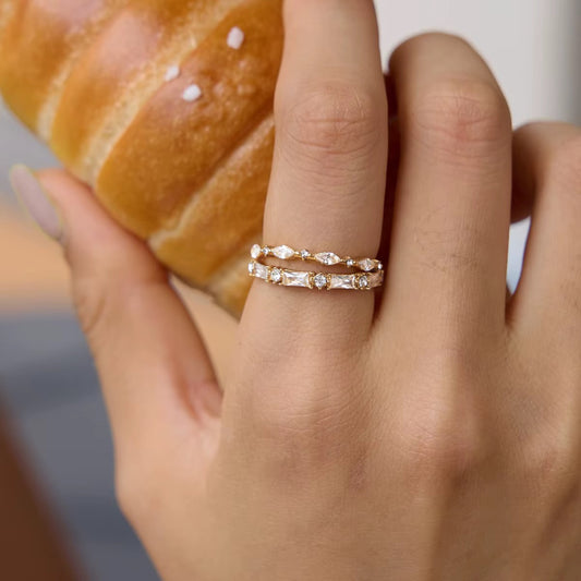 Leona Ring