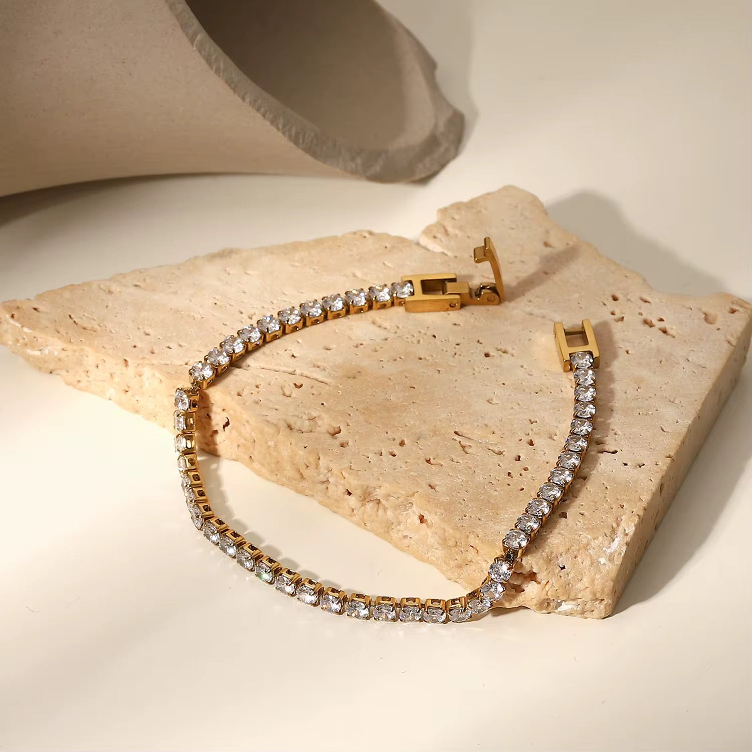 Luxe Radiance Bracelet