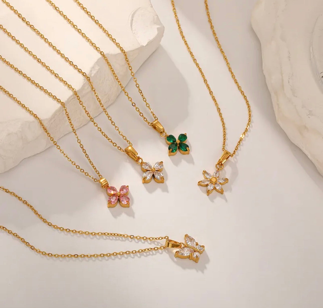 Mariposa Glow Necklace