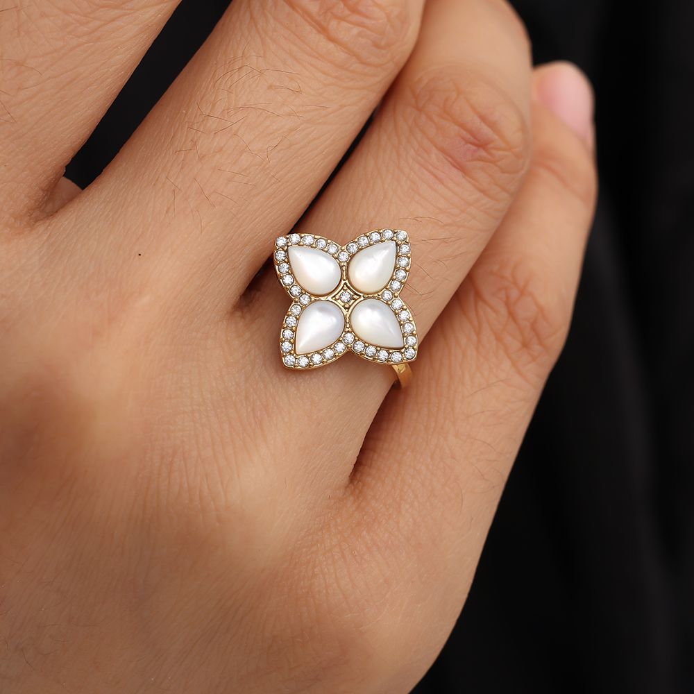 Blossom Grace Ring