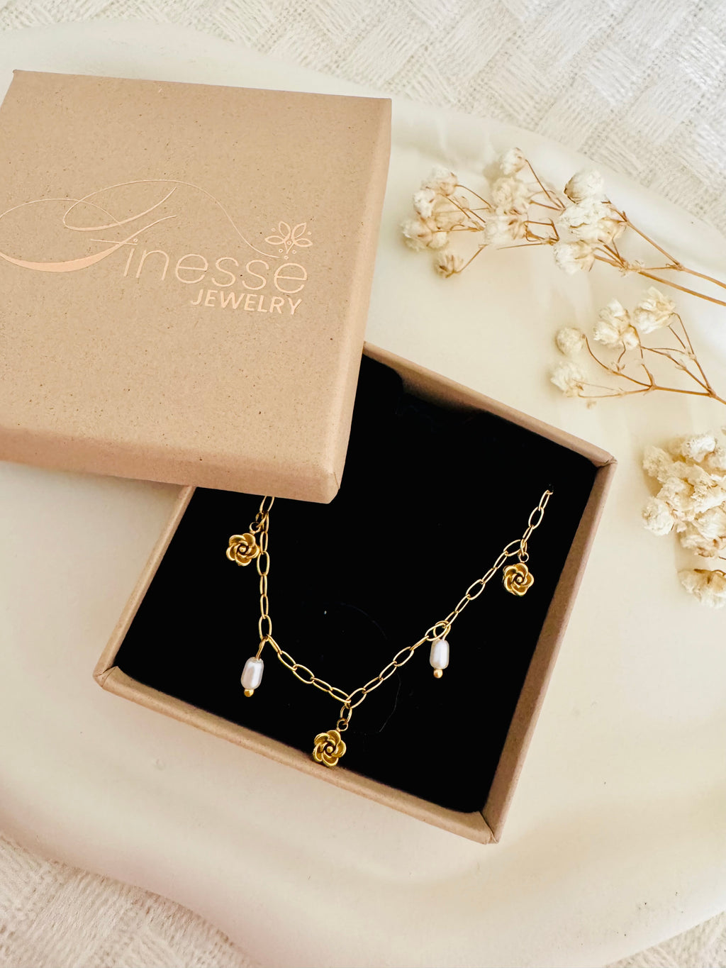 Fleur Dorée Necklace