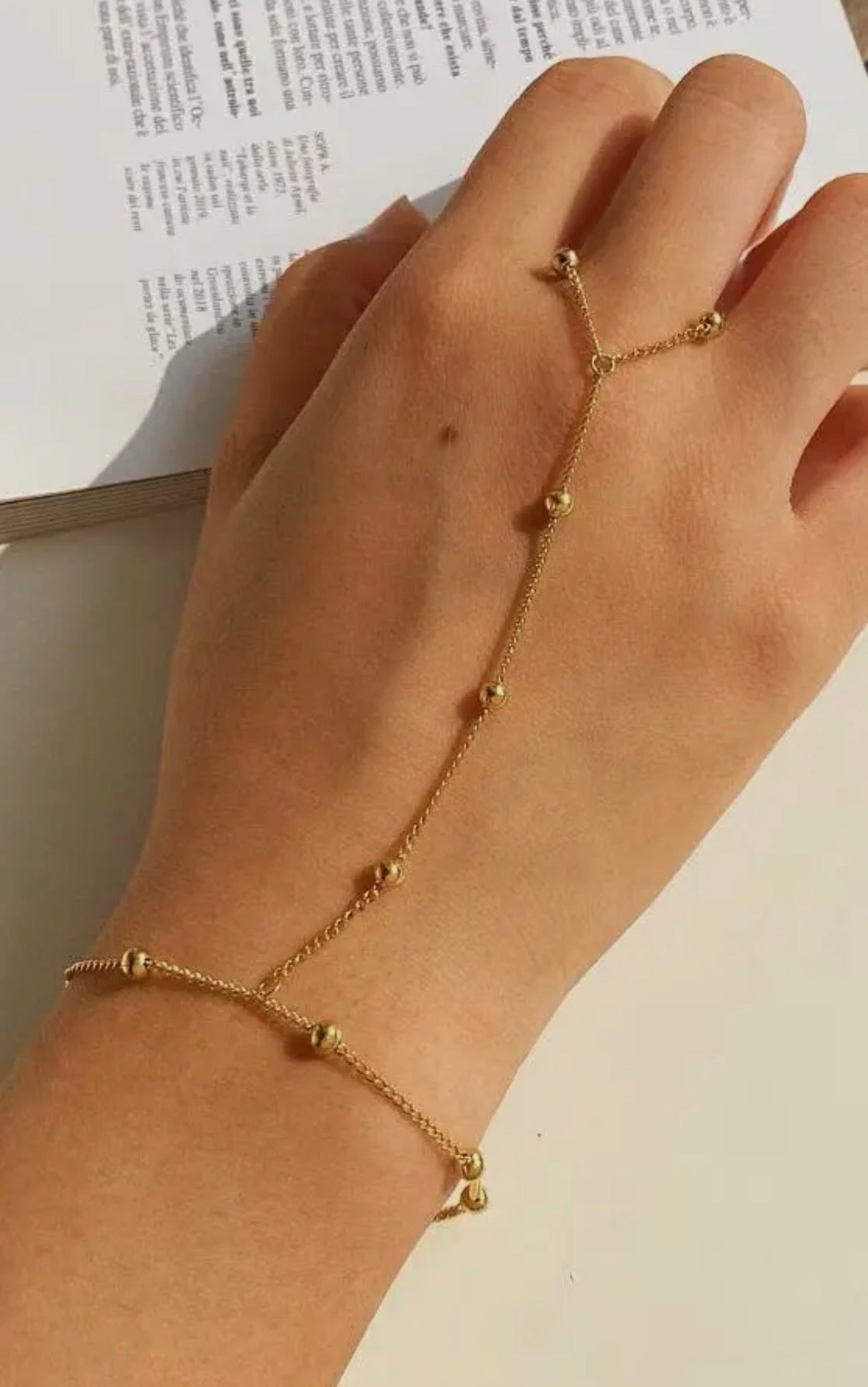 Sienna Hand Chain