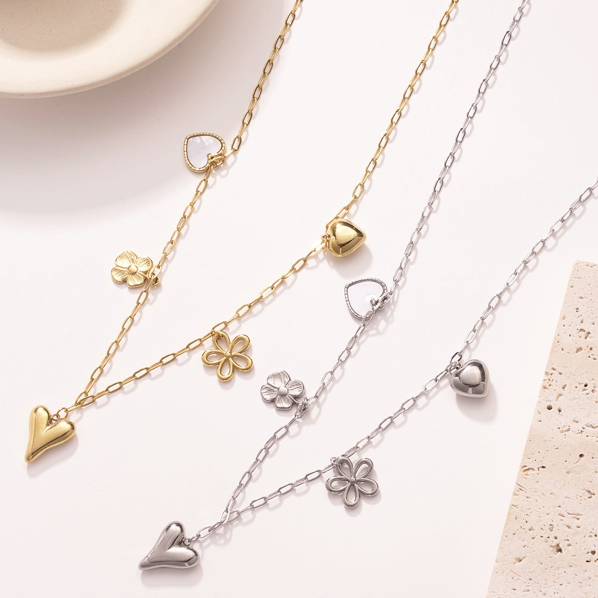 Flora Amour Necklace