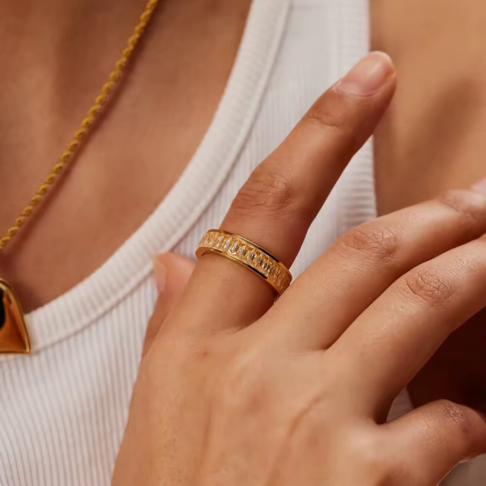 Aureus Band Ring