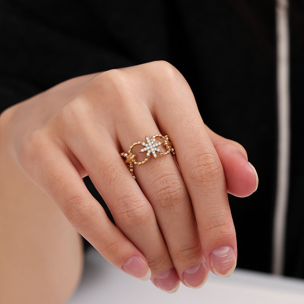 Eloria Ring