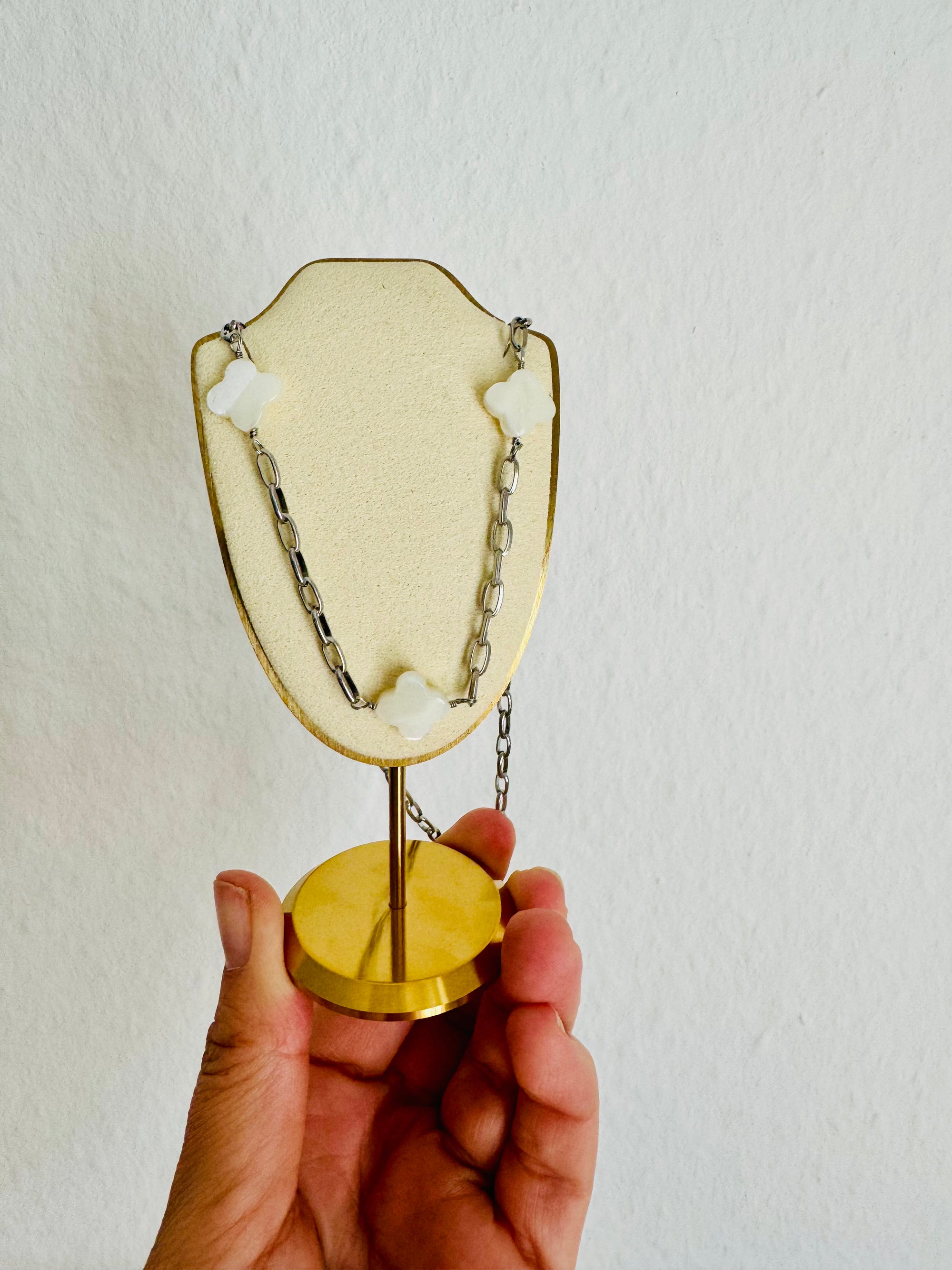 Arden Clover Chain