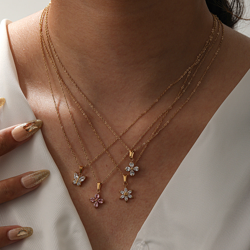 Mariposa Glow Necklace